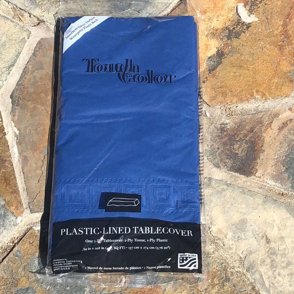 Table Cover -Tissue top w/plastic back